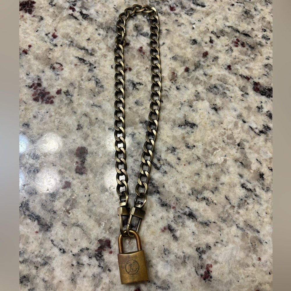 LV authentic padlock #204 with unbranded 18” bronze chain